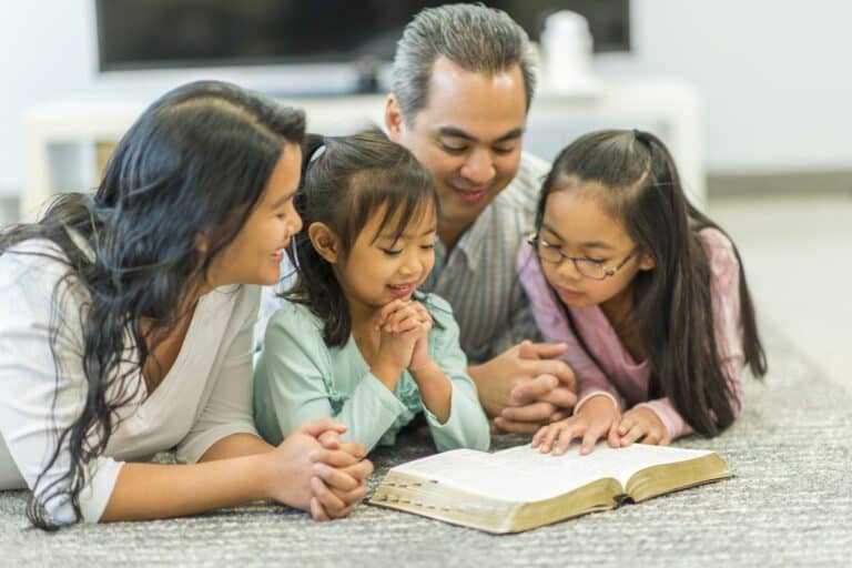 7 Ways to encourage your family to stay close to God.